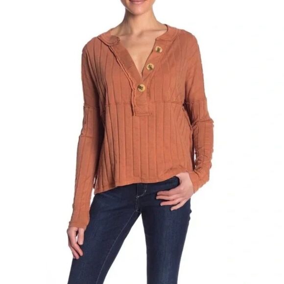 Free People In The Mix Ribbed Henley Top Size XS - Picture 1 of 5